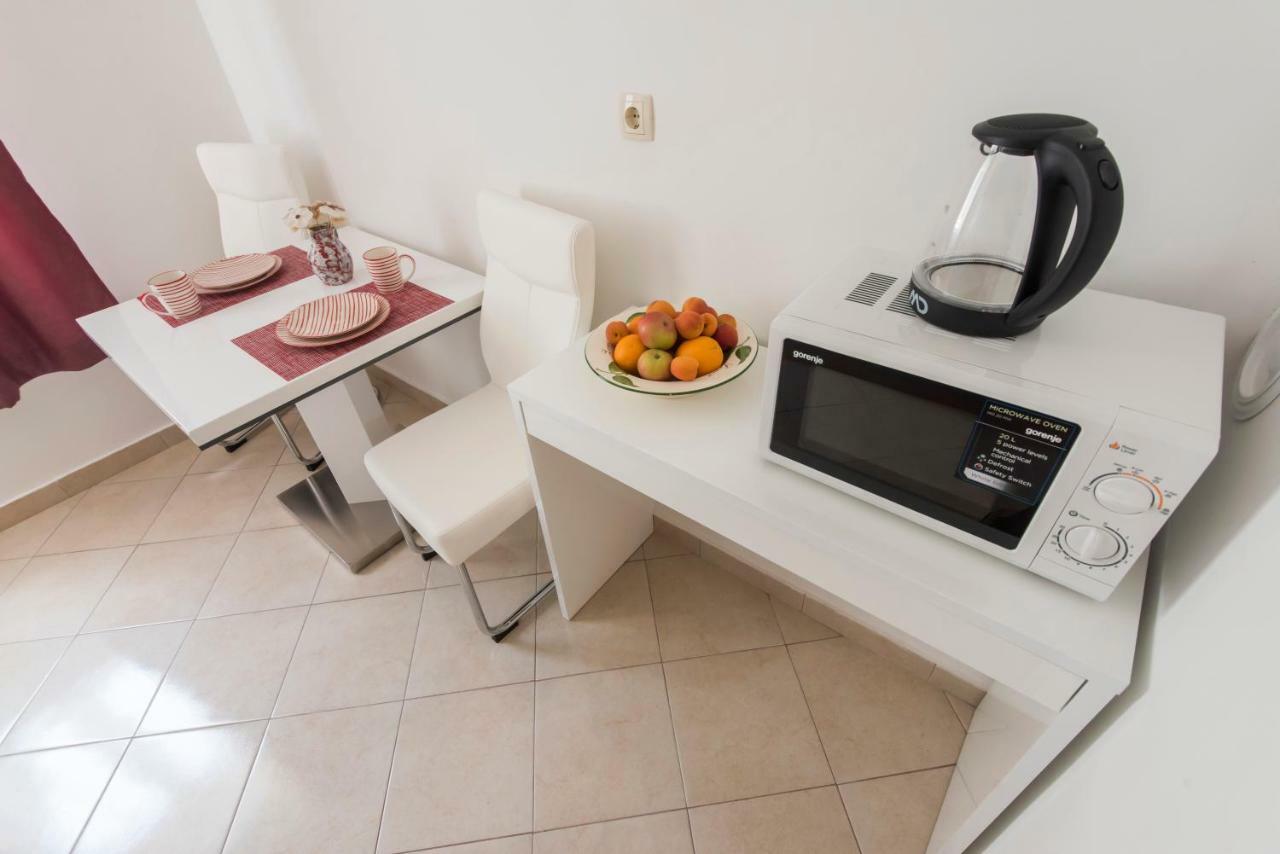 T&m With Parking In The Old Town Apartment Zadar