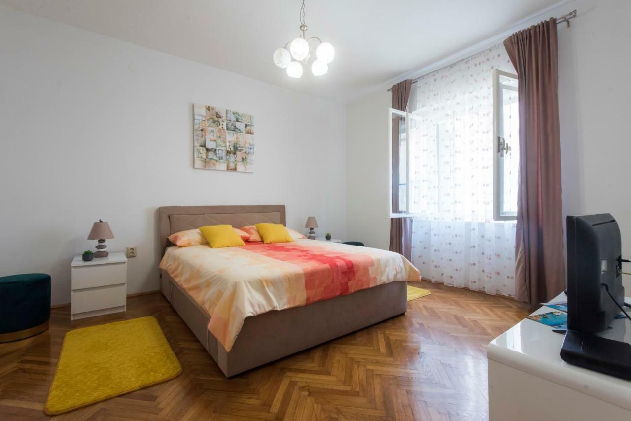 Apartment T&m With Parking In The Old Town *